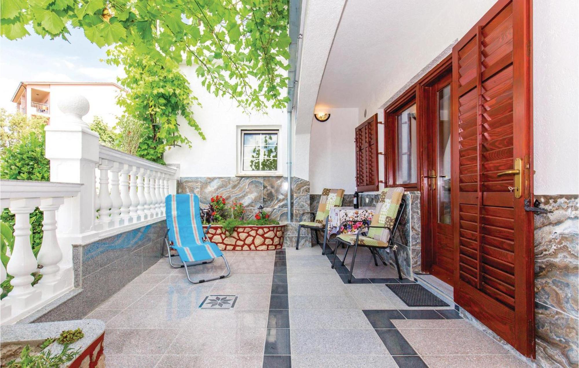 Stunning Apartment In Crikvenica With Wifi Exteriör bild