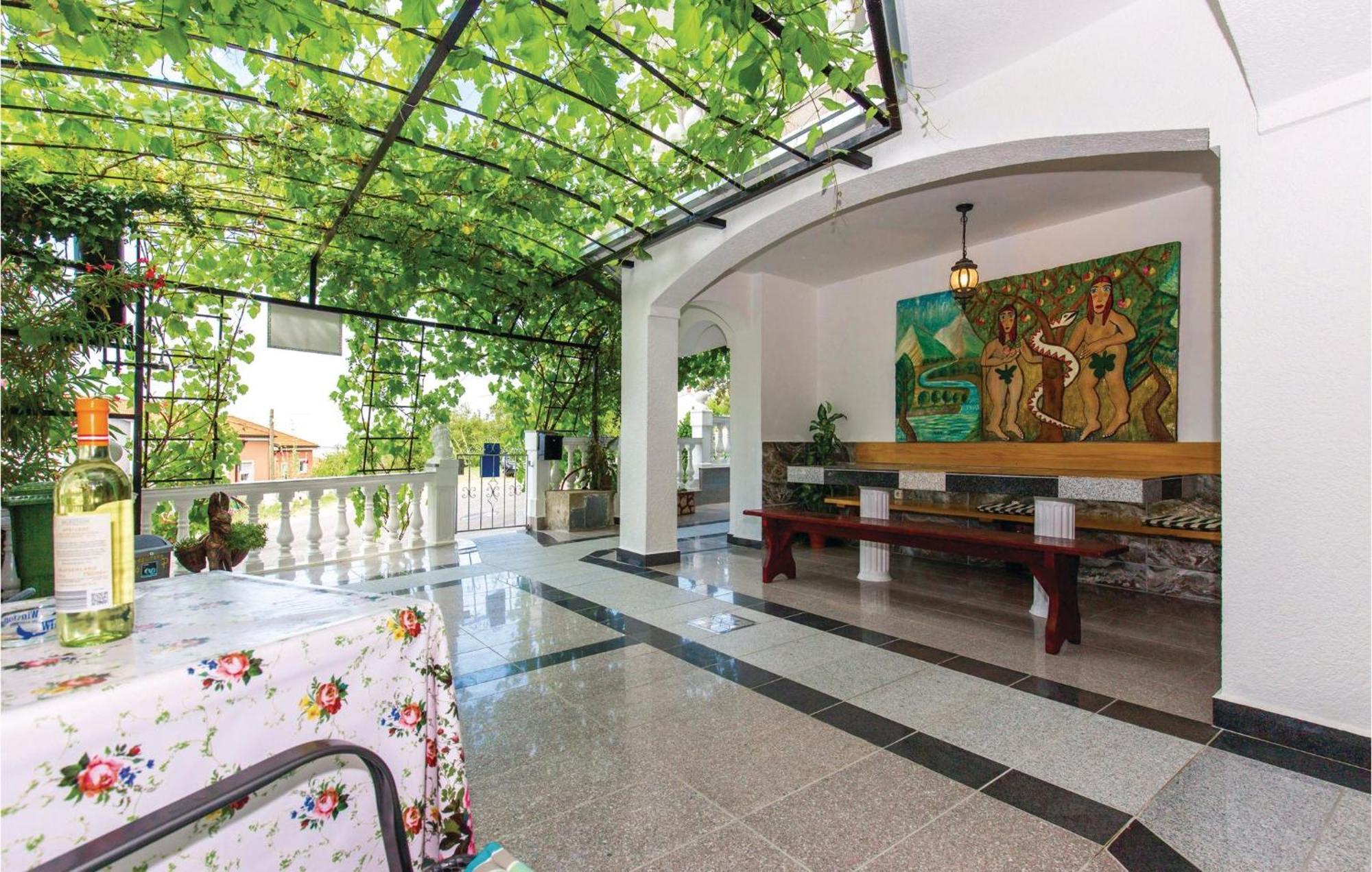 Stunning Apartment In Crikvenica With Wifi Exteriör bild